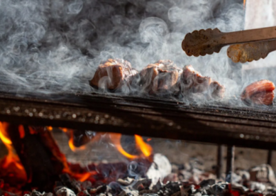 Υγραέριο ή κάρβουνο; Ο βασιλιάς στην καρδιά κάθε ψήστη